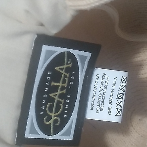 Scala hat - Picture 6 of 9